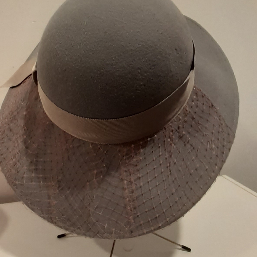 Vintage hat - Picture 2 of 3